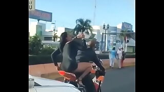 Dominicana b. en año nuevo 2019